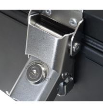 MORETTI kufer aluminiowy czarny 46L