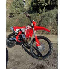 BETA MOTOCYKL ENDURO RR X-PRO 2T 300 MY25